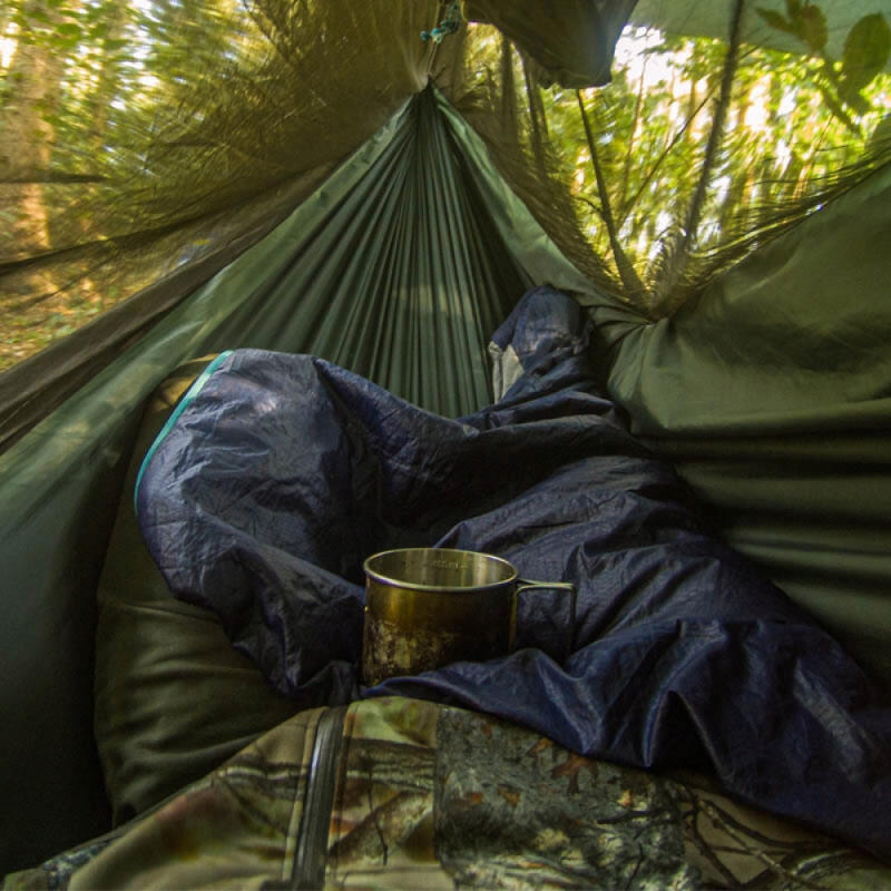 HAMAK DWUOSOBOWY TURYSTYCZNY Z MOSKITIERĄ SIATKĄ