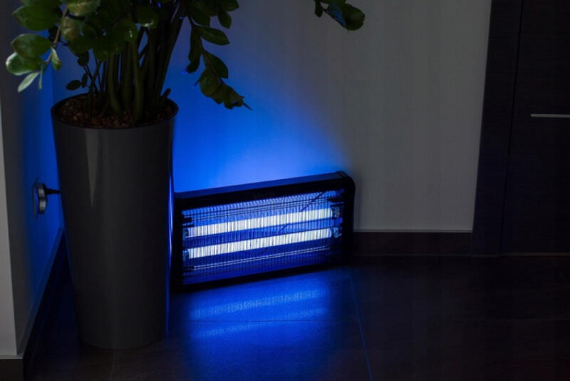 LAMPA OWADOBÓJCZA NA MUCHY KOMARY OWADY MOCNA