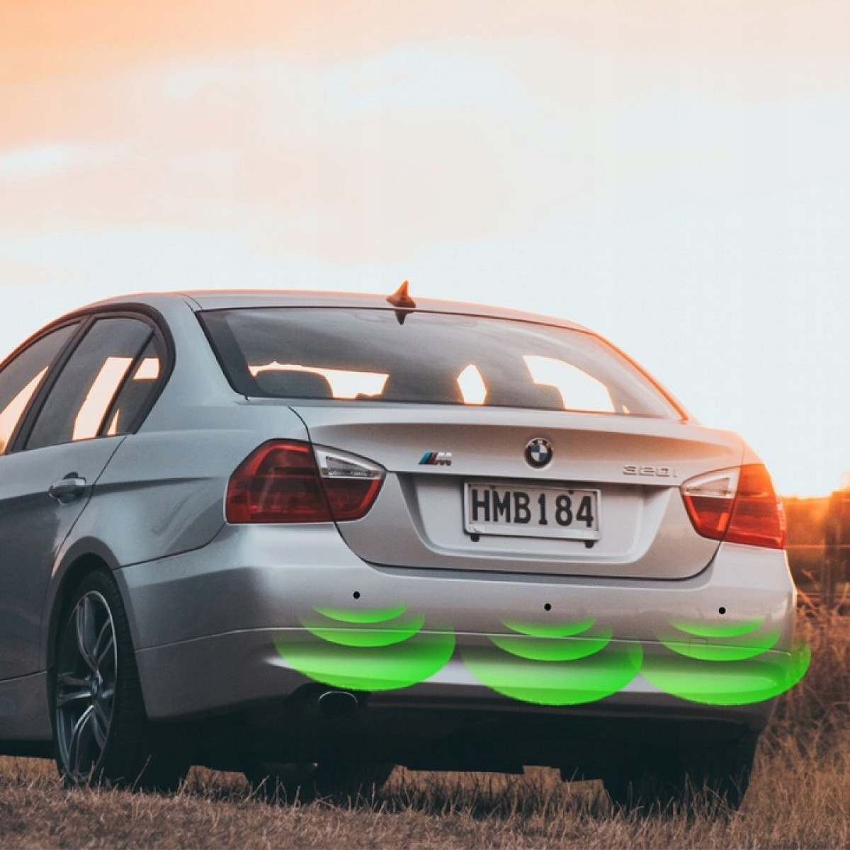 CZUJNIKI PARKOWANIA TYŁ PRZÓD X4 CZUJNIKI COFANIA LED LCD DŁUGIE PRZEWODY